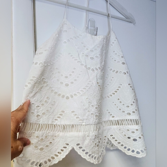 Lovers + Friends Scallop White Eyelet Broderie Tank Top Size XS - Picture 5 of 11